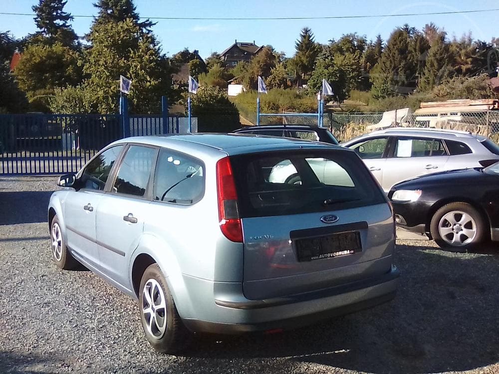2005 Ford FOCUS - 5
