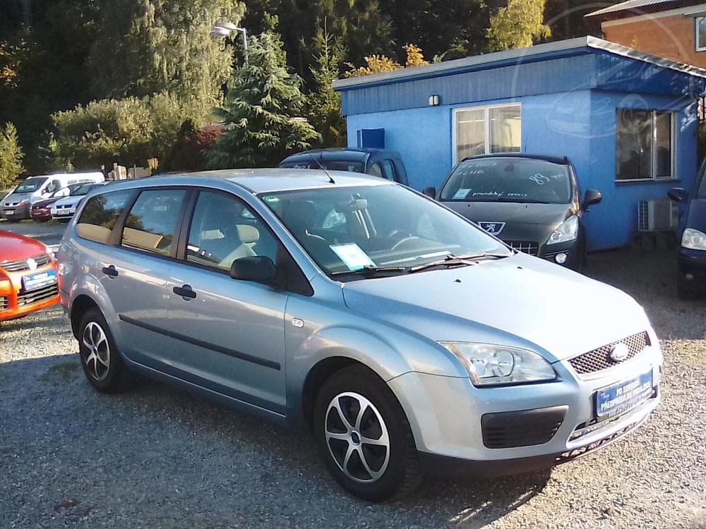 2005 Ford FOCUS - 10