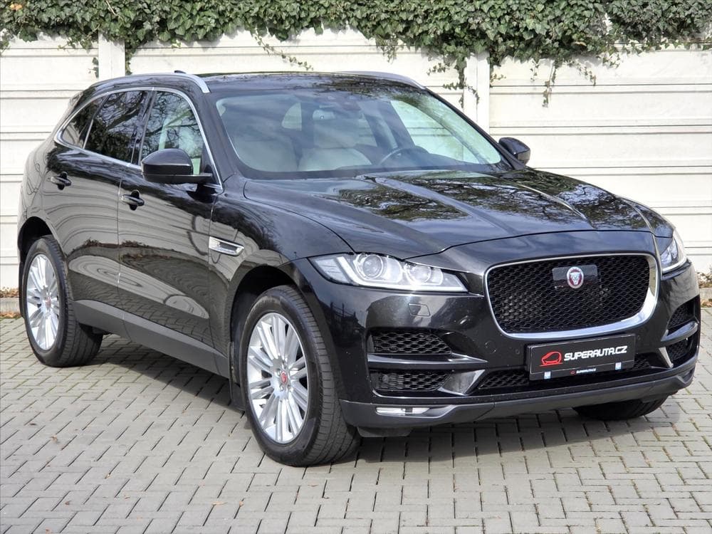 Jaguar F-Pace 3,0 D 221kW Prestige AWD ČR V6