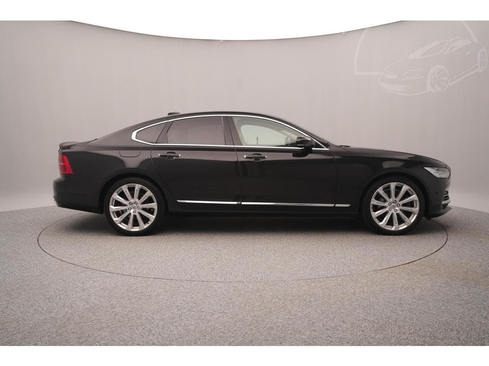 2018 Volvo S90 - 31