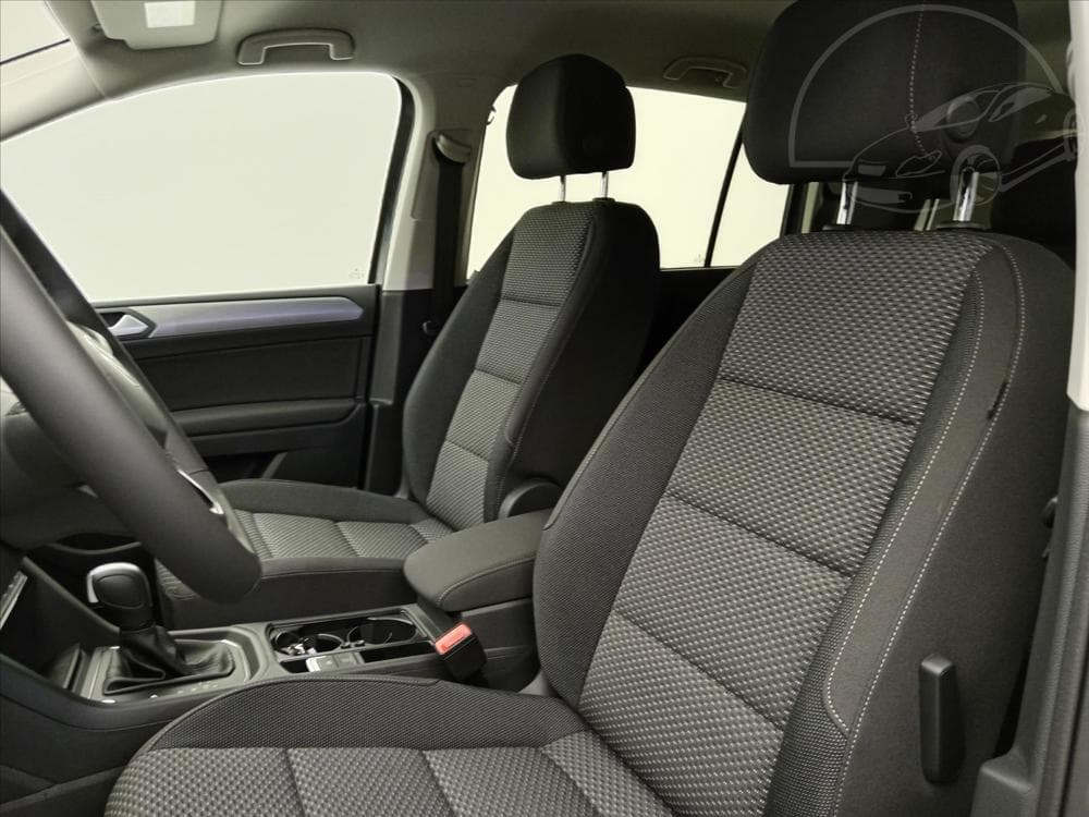 2025 Volkswagen TOURAN - 28
