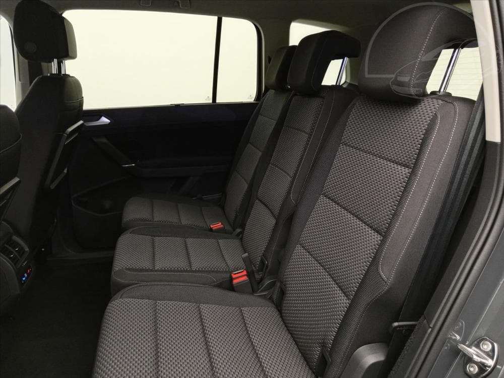 2025 Volkswagen TOURAN - 31