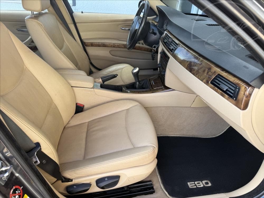 2005 BMW 3-SERIES - 12
