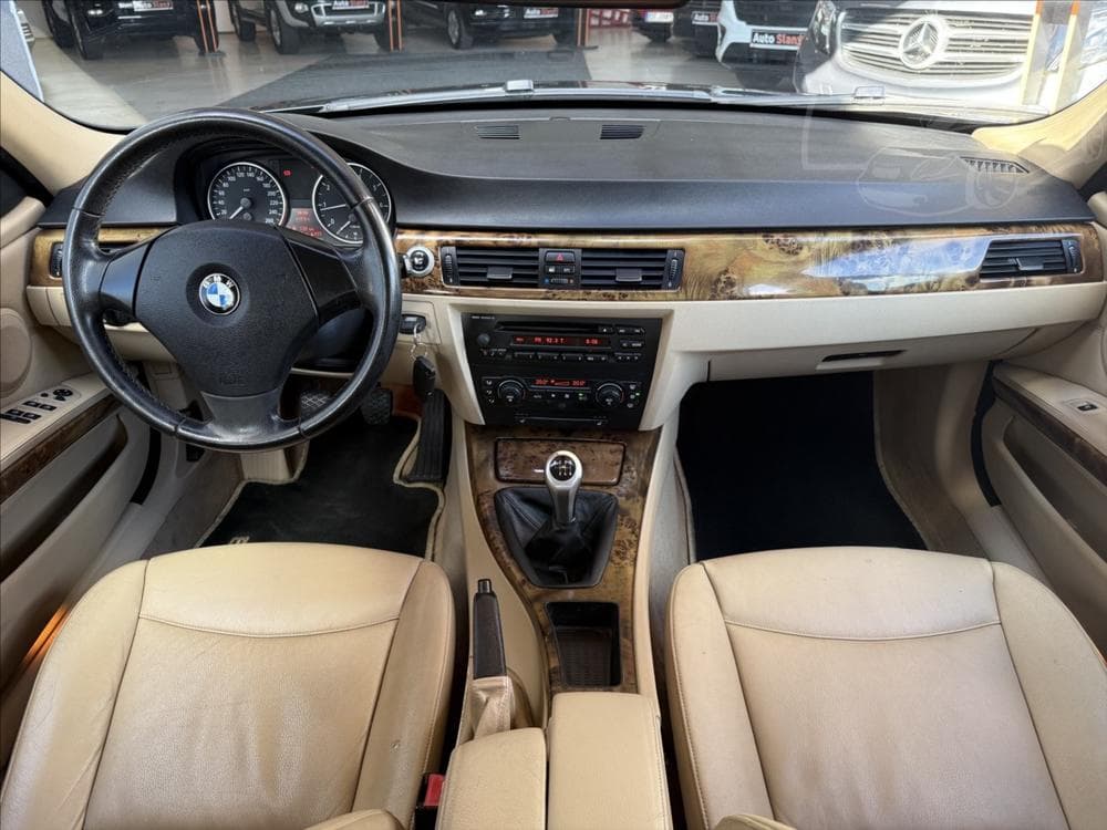 2005 BMW 3-SERIES - 13