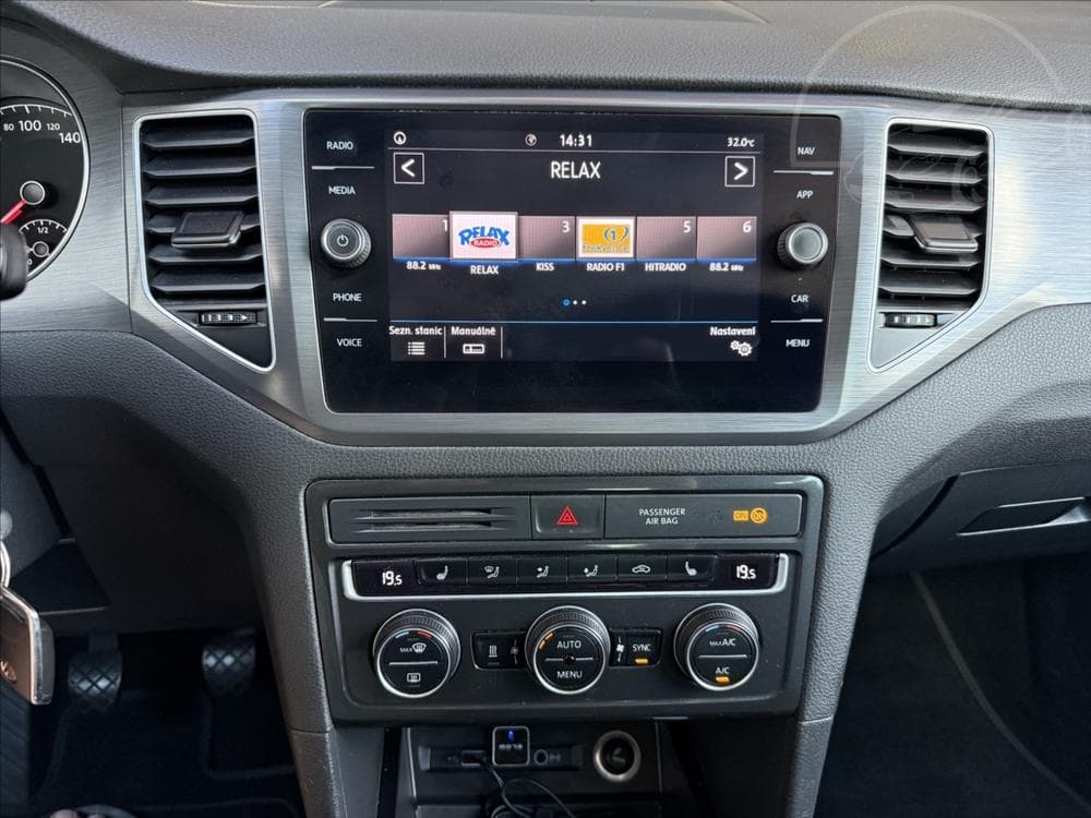 2019 Volkswagen GOLF - 15