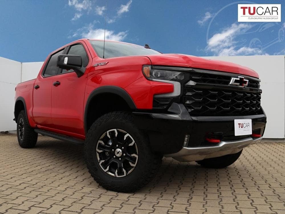 2025 Chevrolet SILVERADO - 4