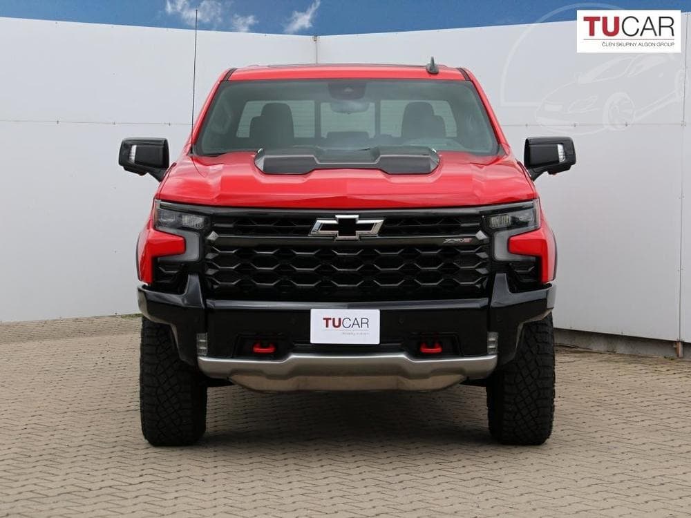 2025 Chevrolet SILVERADO - 7