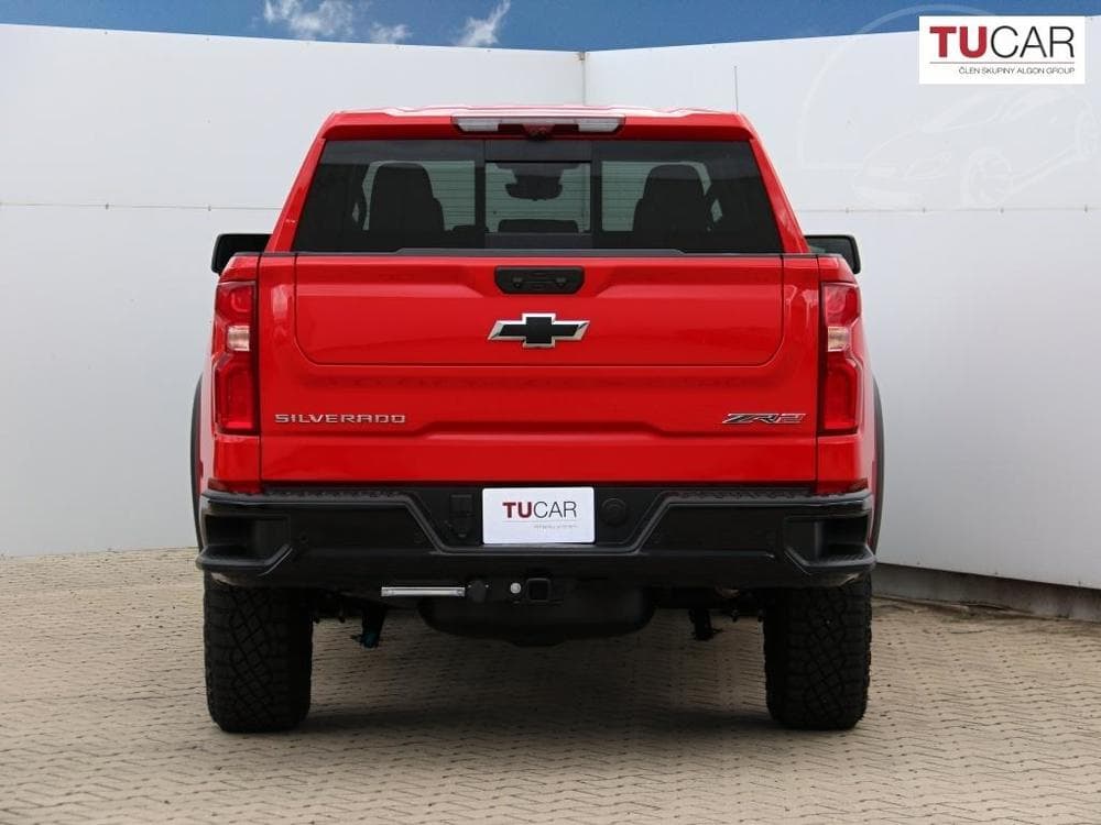2025 Chevrolet SILVERADO - 16