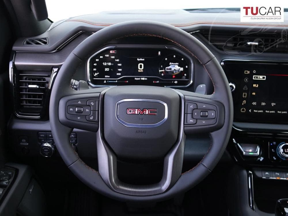 2025 GMC SIERRA - 40