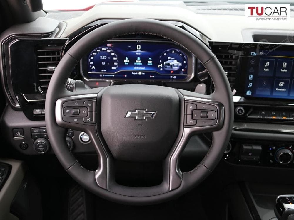 2025 Chevrolet SILVERADO - 46