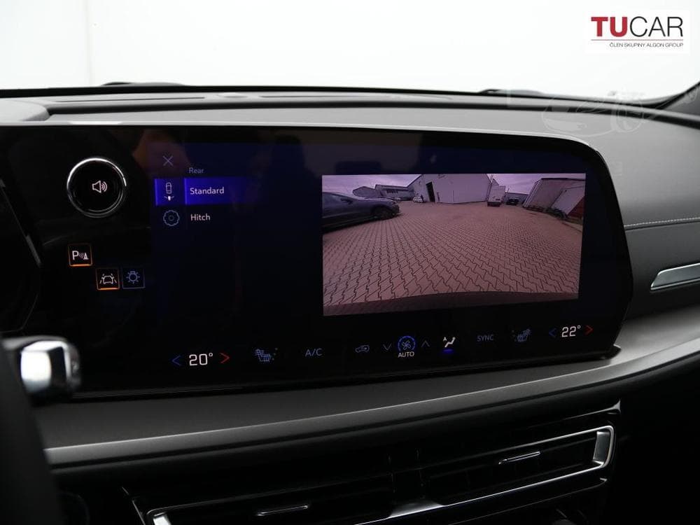 2025 Chevrolet TRAVERSE - 52