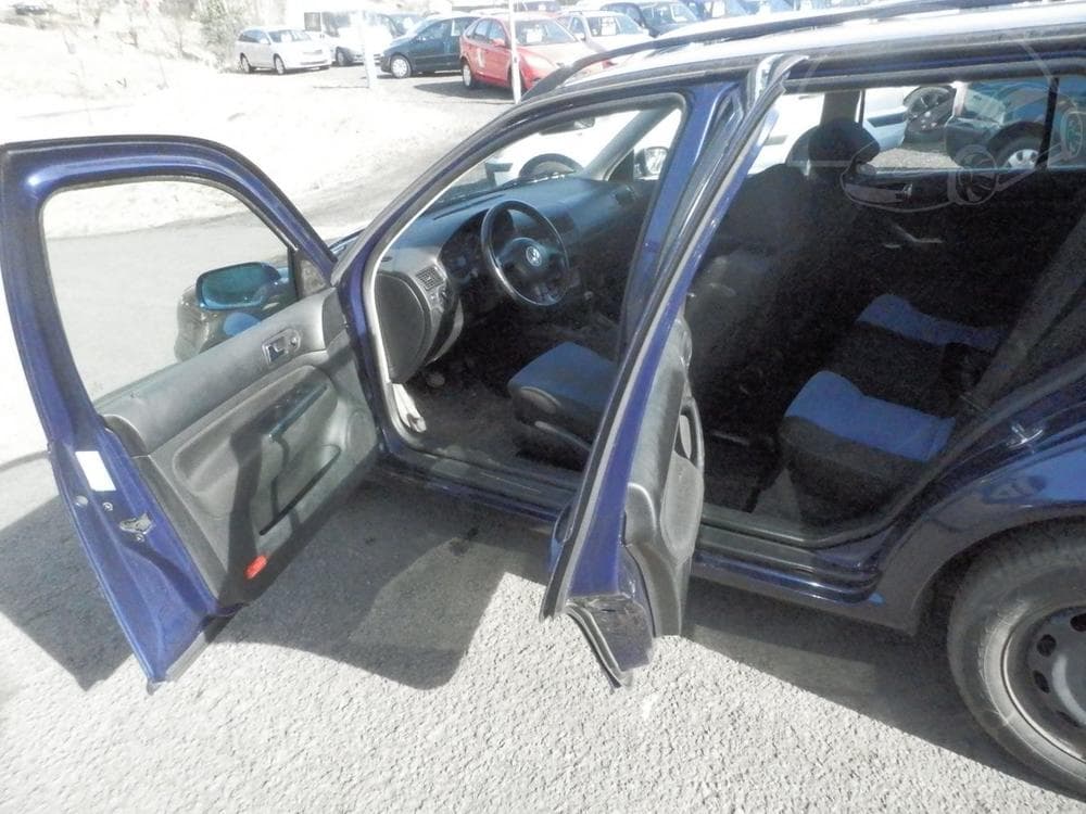 1999 Volkswagen GOLF - 18