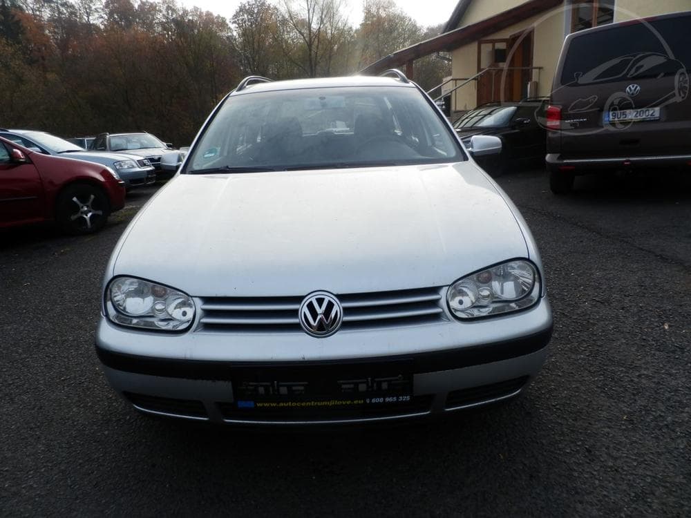 2004 Volkswagen GOLF - 2