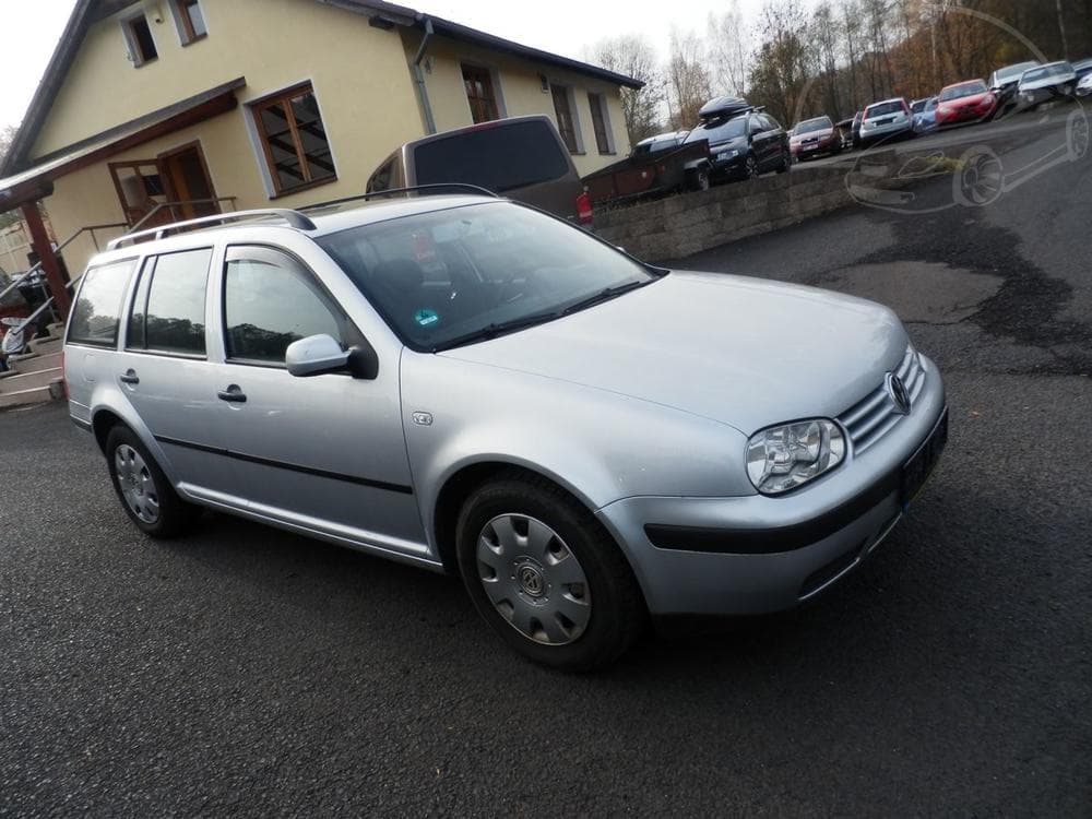 2004 Volkswagen GOLF - 12