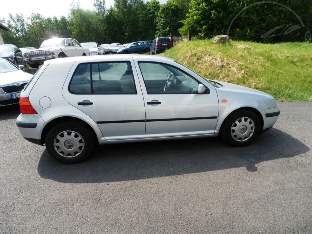 1998 Volkswagen GOLF - 9