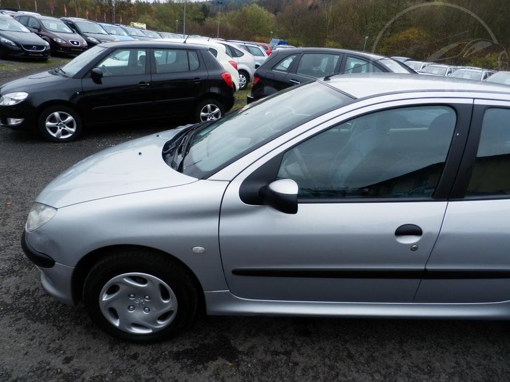 2000 Peugeot 206 - 4