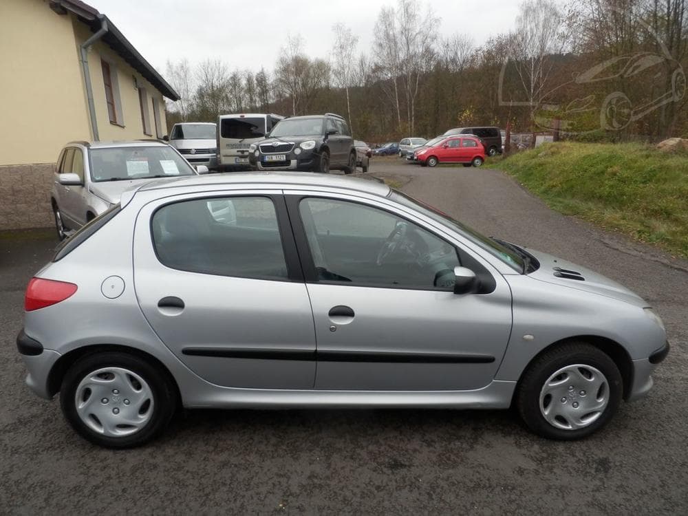 2000 Peugeot 206 - 9