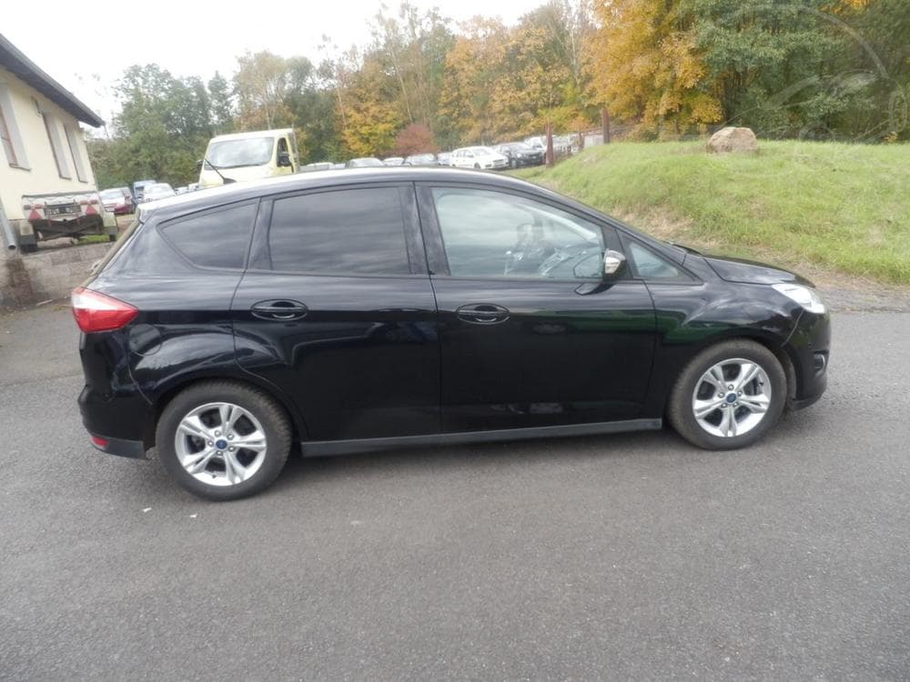 2013 Ford C-MAX - 12