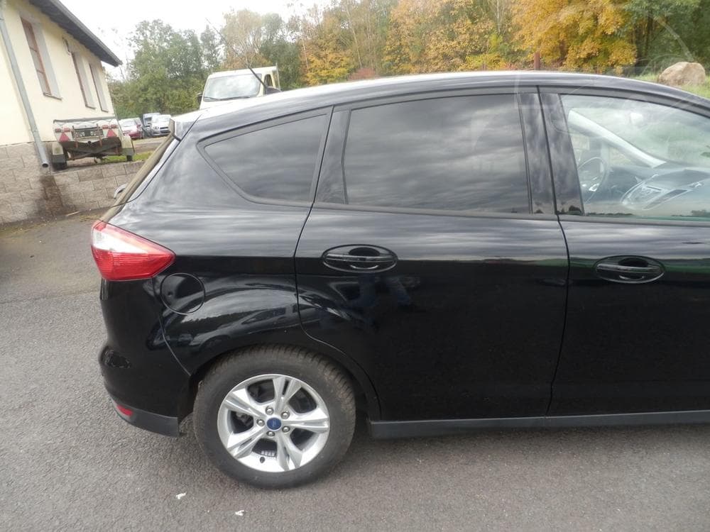 2013 Ford C-MAX - 13