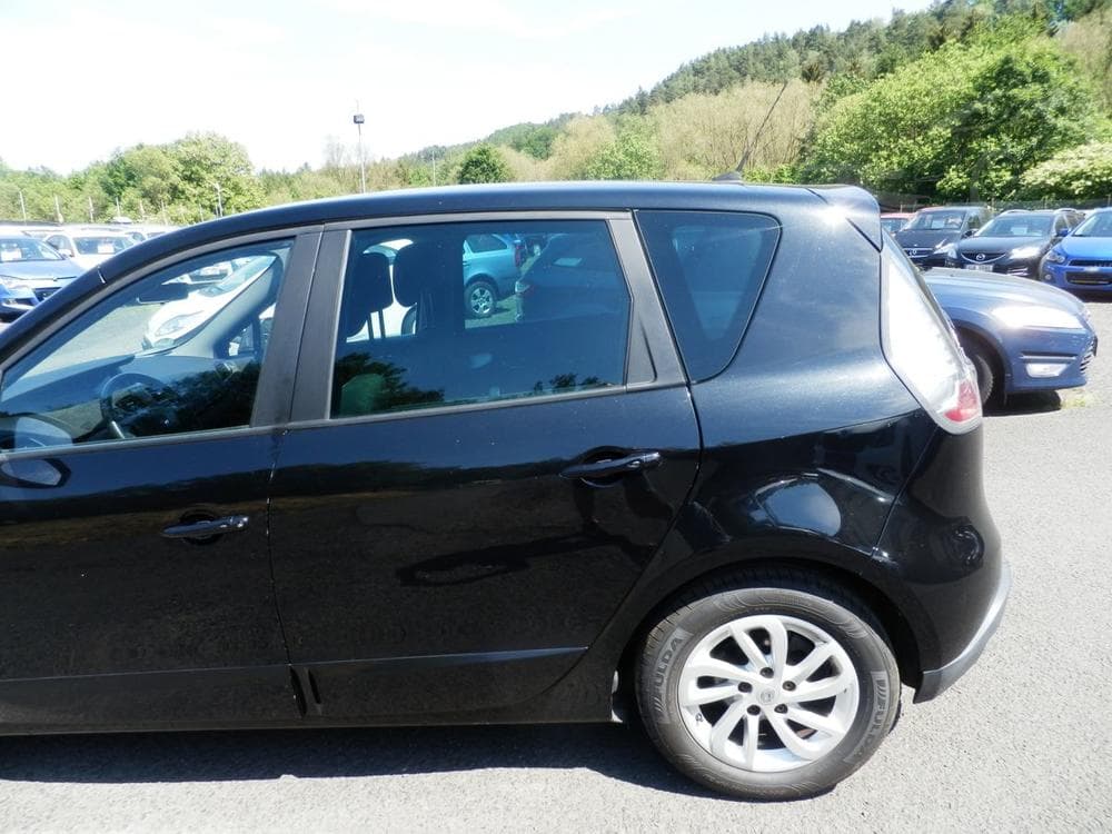 2015 Renault Scenic - 8