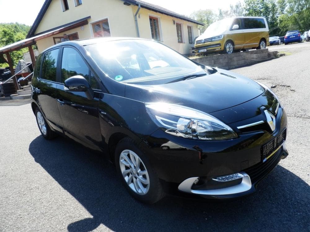 2015 Renault Scenic - 17