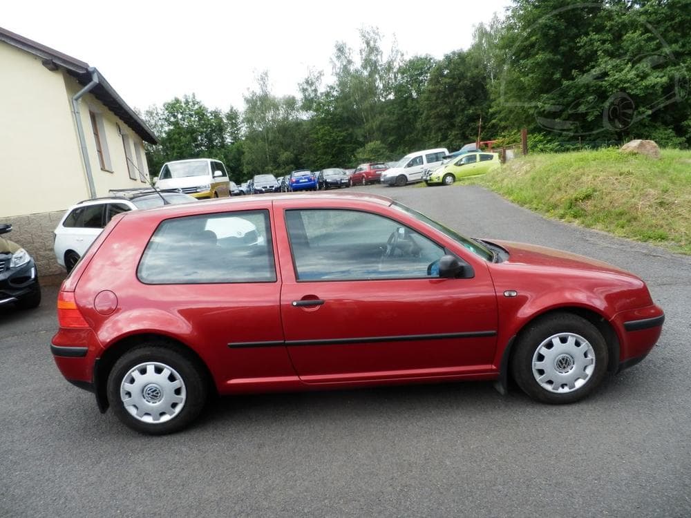 1998 Volkswagen GOLF - 11