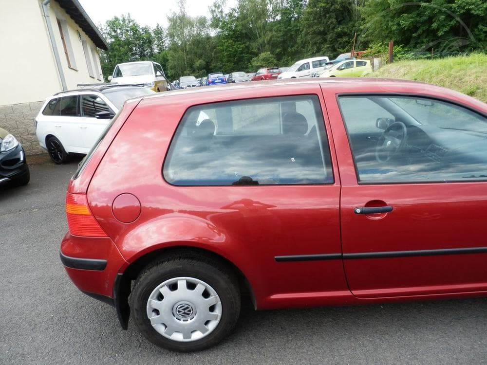1998 Volkswagen GOLF - 12
