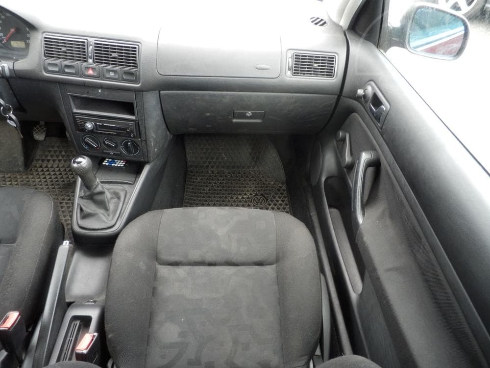 1998 Volkswagen GOLF - 17