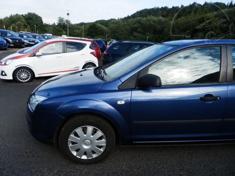 2006 Ford FOCUS - 6