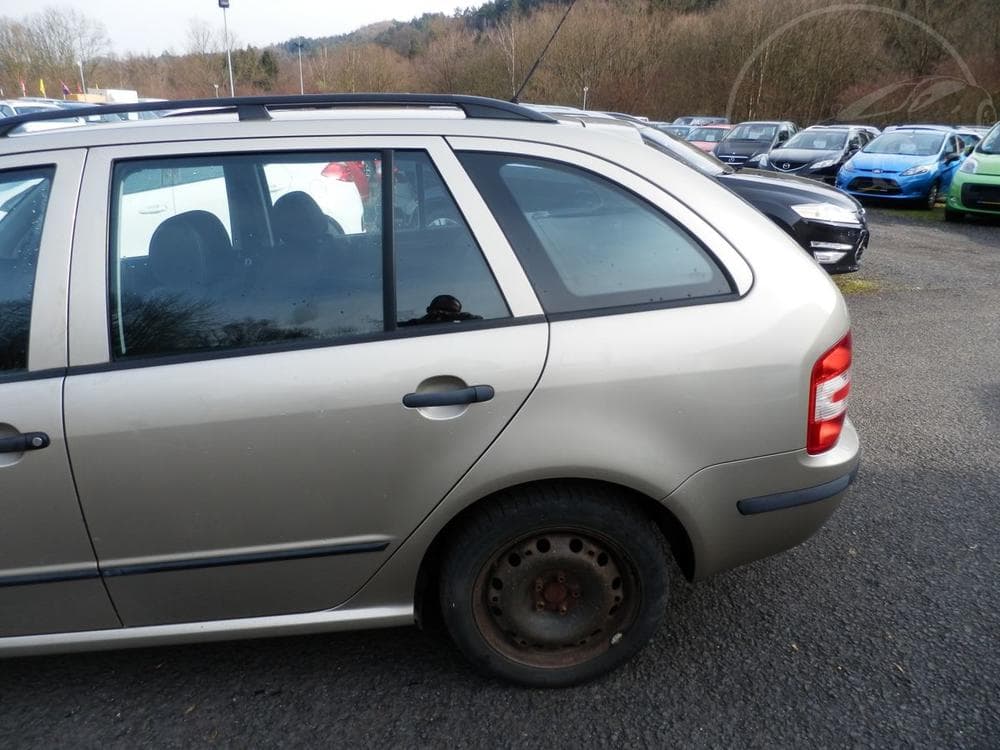 2005 Škoda FABIA - 6