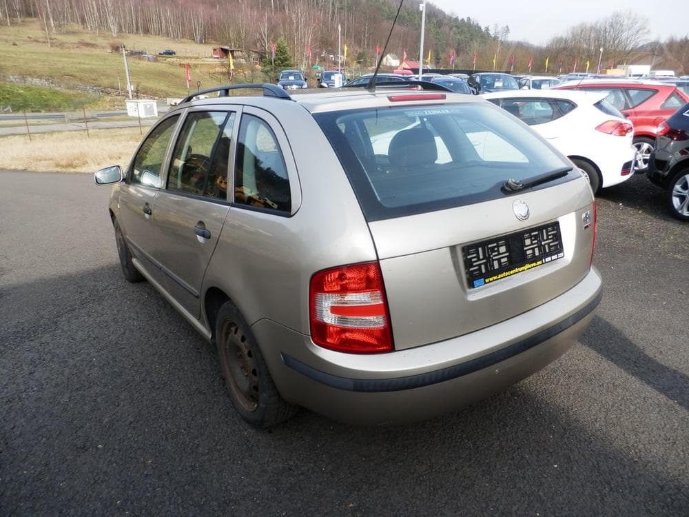 2005 Škoda FABIA - 7