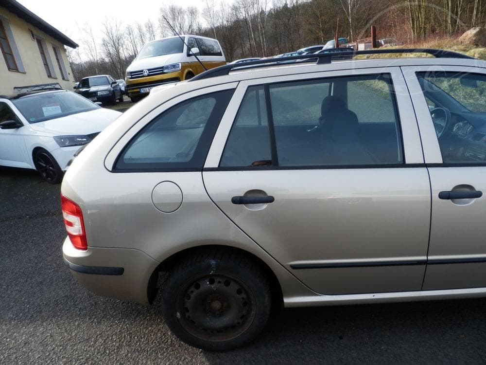 2005 Škoda FABIA - 11