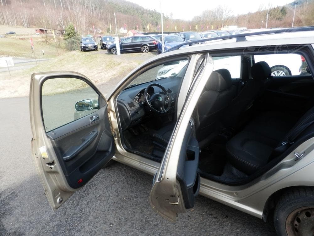2005 Škoda FABIA - 19
