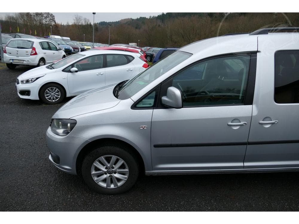 2010 Volkswagen CADDY - 9