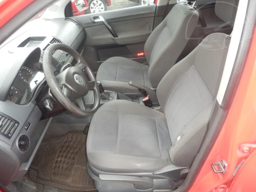 2004 Volkswagen POLO - 19