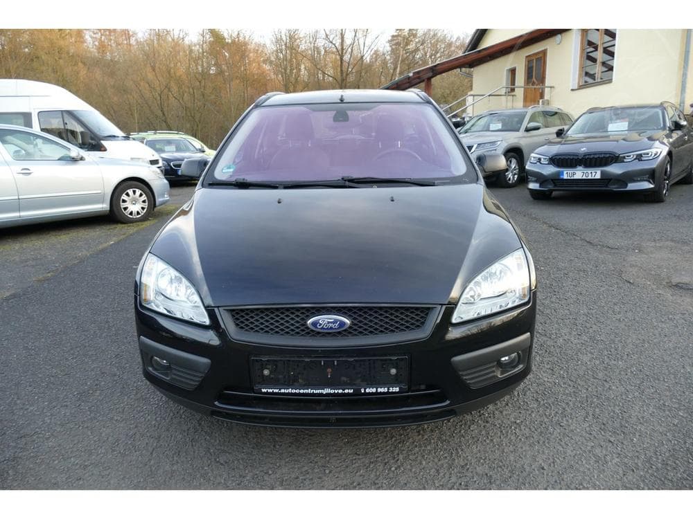 2006 Ford FOCUS - 3