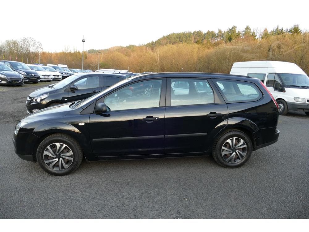 2006 Ford FOCUS - 5