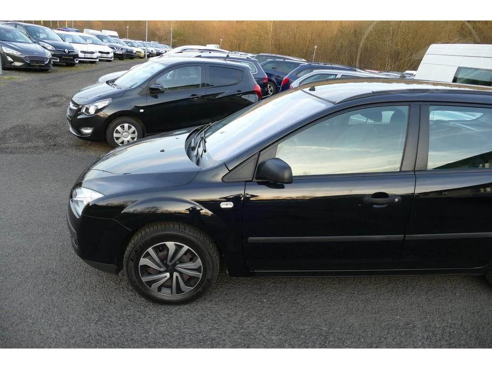 2006 Ford FOCUS - 7