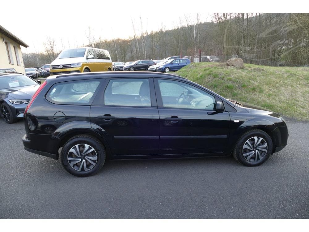 2006 Ford FOCUS - 14
