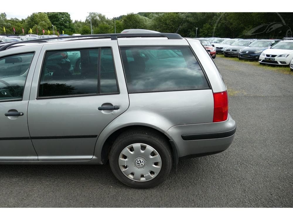 2002 Volkswagen GOLF - 7