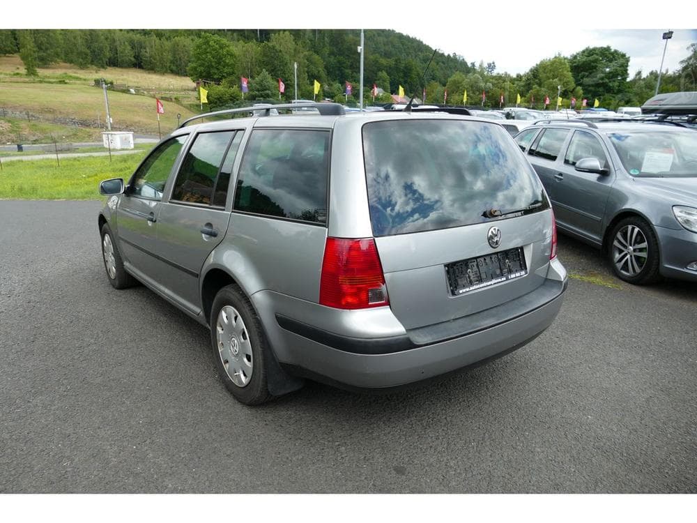 2002 Volkswagen GOLF - 8