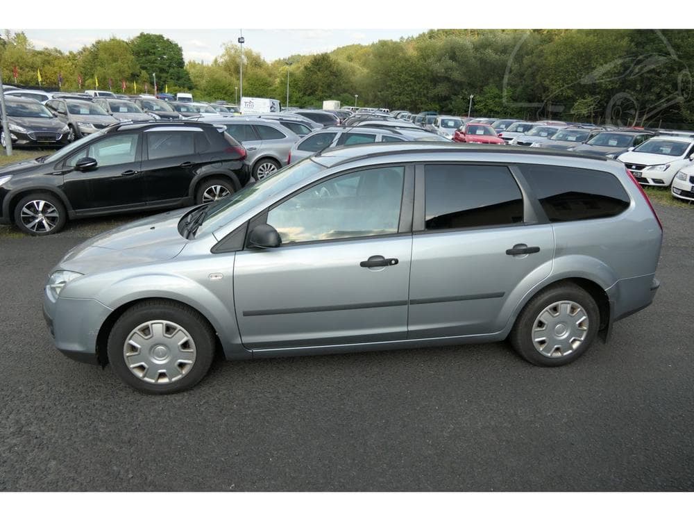 2005 Ford FOCUS - 3