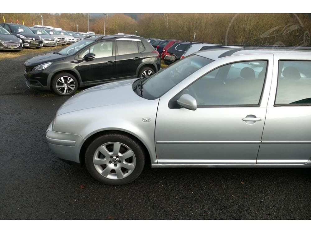 2001 Volkswagen GOLF - 5