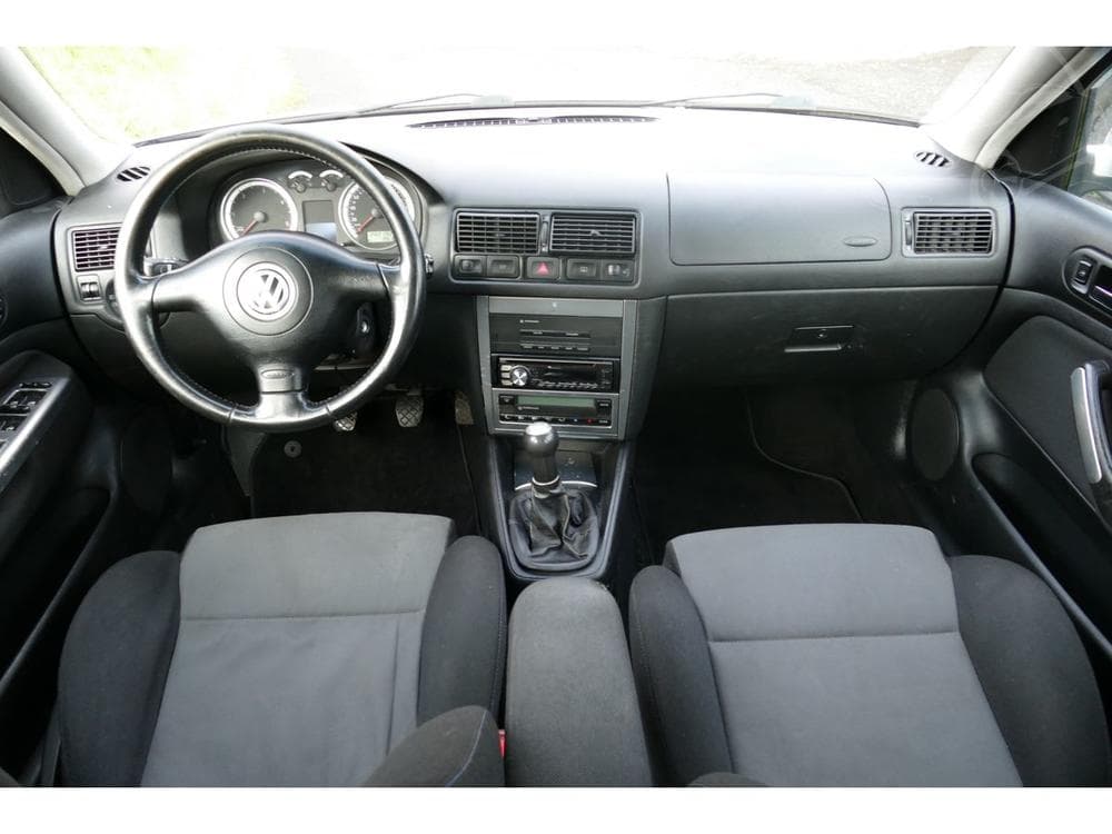 2001 Volkswagen GOLF - 16