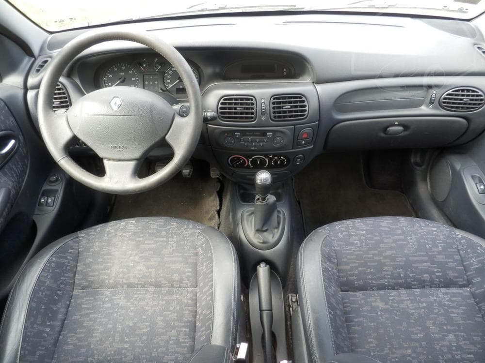 2002 Renault MEGANE - 14
