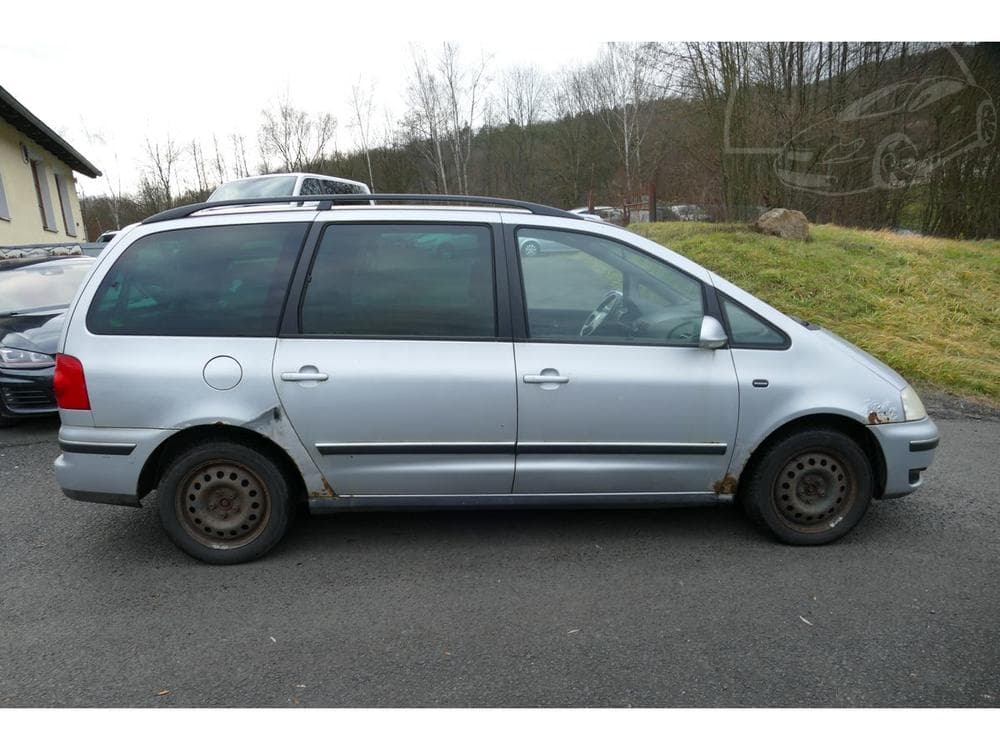 2005 Volkswagen Sharan - 9