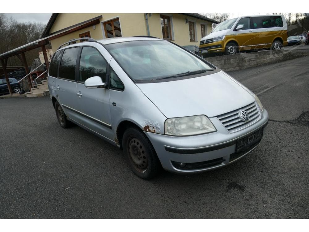2005 Volkswagen Sharan - 12