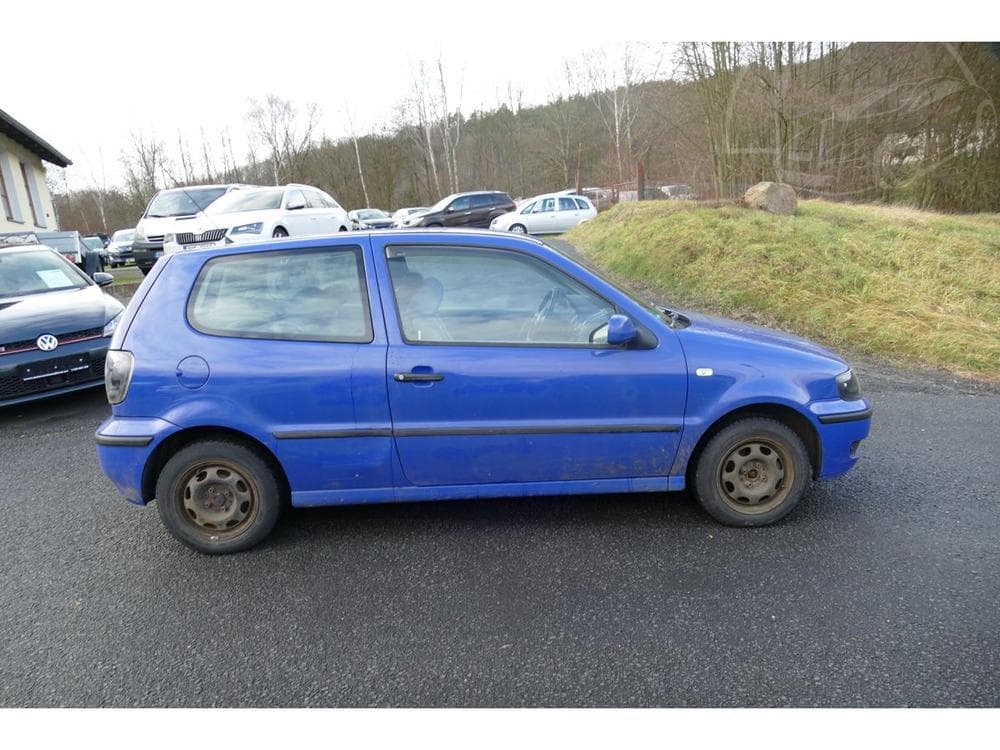 2000 Volkswagen POLO - 10