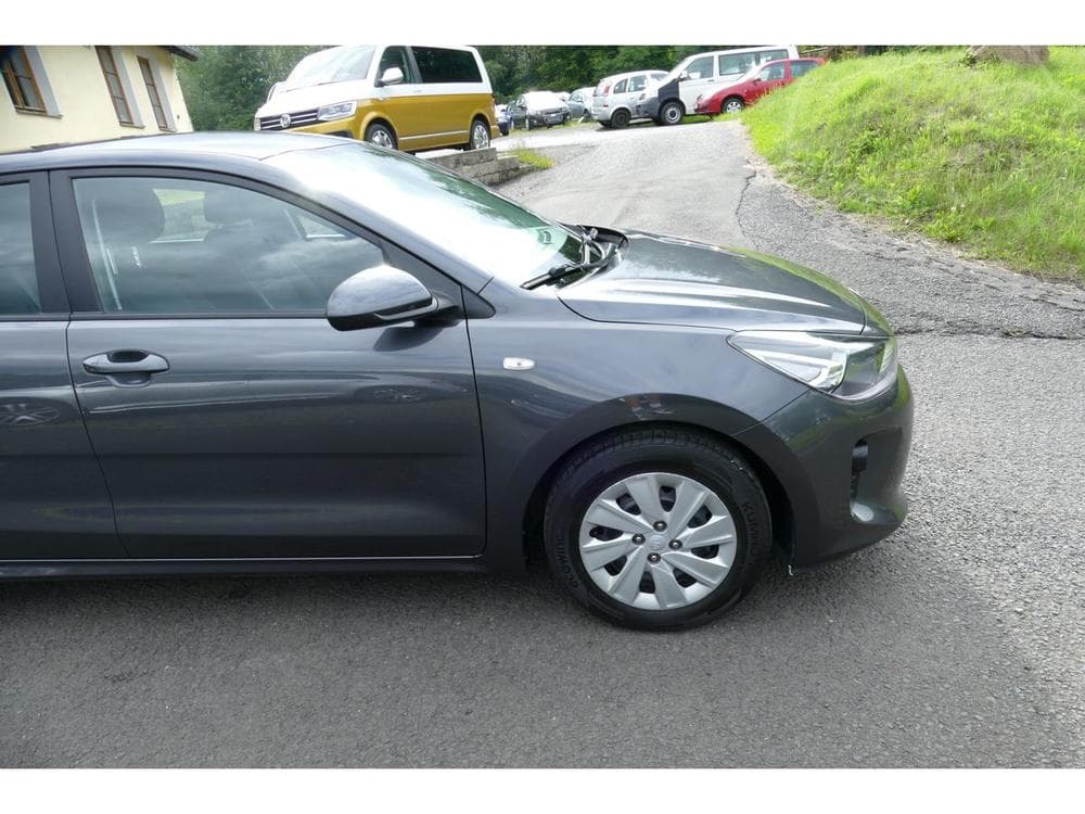 2018 Kia RIO - 14