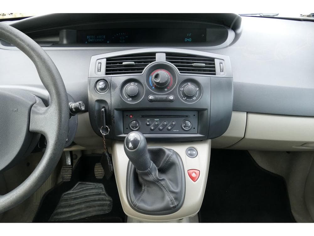 2005 Renault SCENIC - 16